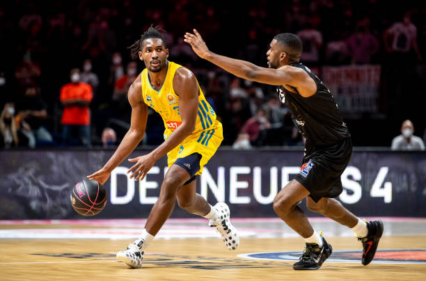 媒体的广泛 媒体的广泛