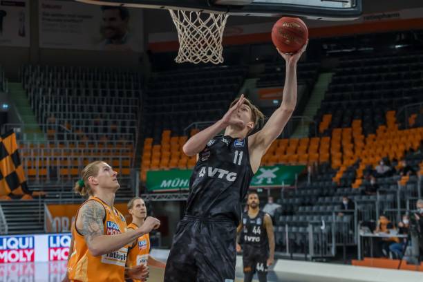 进攻火力强 进攻火力强