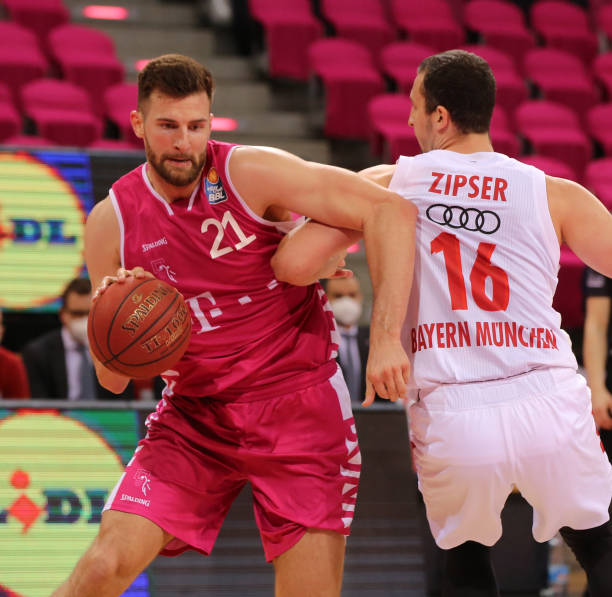 并且有针对 并且有针对